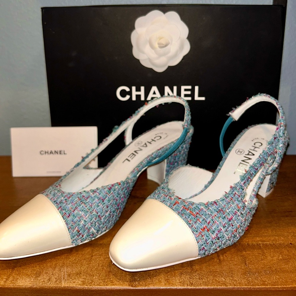 Chanel Women's Blue Tweed Slingbacks
